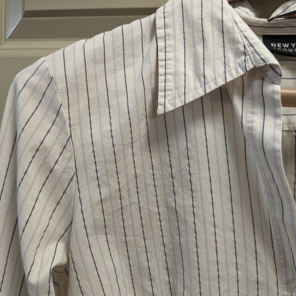 New York & Company City Stretch Shirt- size large - Picture 5 of 17